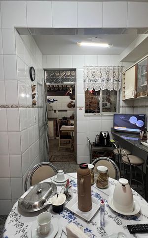 Apartamento à venda com 150m², 3 quartos e 2 vagas Apartamento à venda com 150m², 3 quartos e 2 vagasCozinha