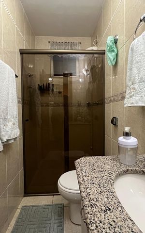 Apartamento à venda com 150m², 3 quartos e 2 vagas Apartamento à venda com 150m², 3 quartos e 2 vagasBanheiro Social