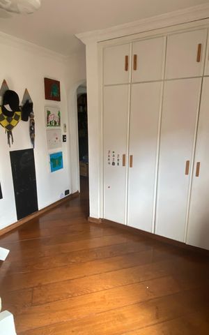 Apartamento à venda com 146m², 3 quartos e 2 vagas Apartamento à venda com 146m², 3 quartos e 2 vagasQuarto