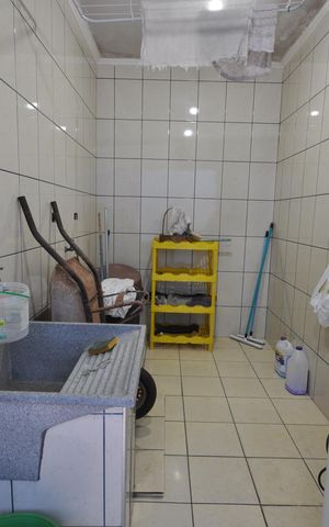 Casa à venda com 320m², 4 quartos e 2 vagasÁrea de serviço