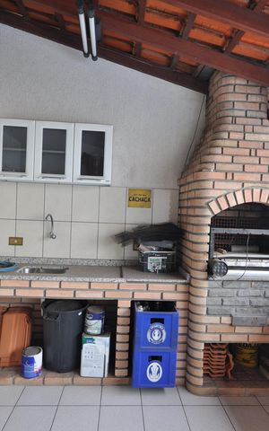 Casa à venda com 320m², 4 quartos e 2 vagasChurrasqueira do Salão de Festas