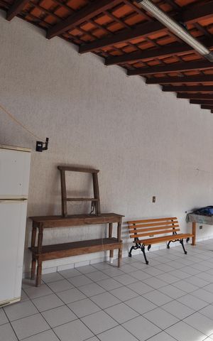 Casa à venda com 320m², 4 quartos e 2 vagasSalão de Festas