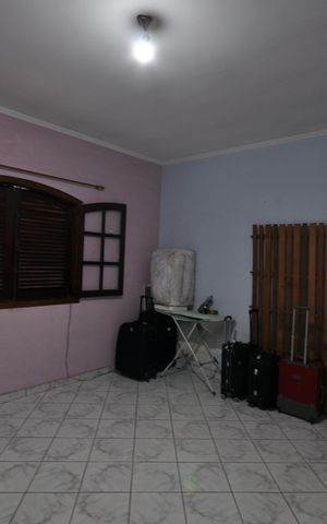 Casa à venda com 320m², 4 quartos e 2 vagasQuarto 3