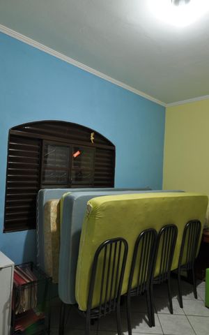 Casa à venda com 320m², 4 quartos e 2 vagasQuarto 4