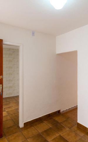 Casa para alugar com 40m², 1 quarto e sem vaga Casa para alugar com 40m², 1 quarto e sem vagaSala