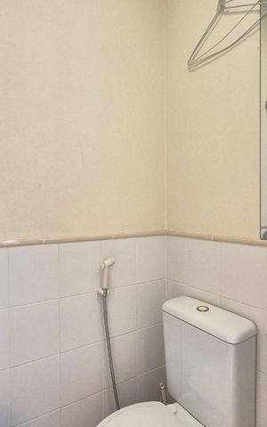 Casa à venda com 177m², 3 quartos e 2 vagas Casa à venda com 177m², 3 quartos e 2 vagasLavabo do Corredor