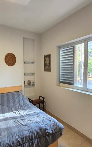 Casa à venda com 177m², 3 quartos e 2 vagas Casa à venda com 177m², 3 quartos e 2 vagasQuarto 3 - Suíte