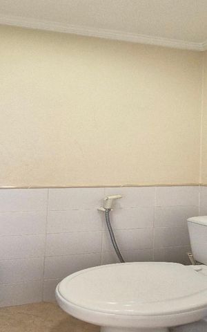 Casa à venda com 177m², 3 quartos e 2 vagas Casa à venda com 177m², 3 quartos e 2 vagasLavabo do Corredor