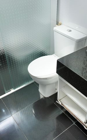 Casa para alugar com 86m², 2 quartos e 1 vaga Casa para alugar com 86m², 2 quartos e 1 vagaBanheiro