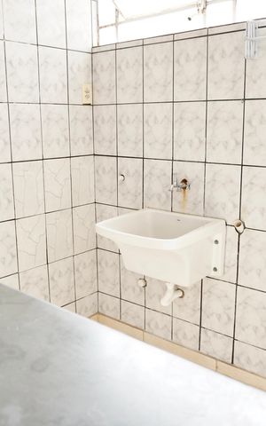 Casa para alugar com 86m², 2 quartos e 1 vaga Casa para alugar com 86m², 2 quartos e 1 vagaÁrea de Serviço