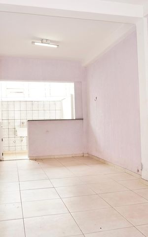 Casa para alugar com 86m², 2 quartos e 1 vaga Casa para alugar com 86m², 2 quartos e 1 vagaGaragem