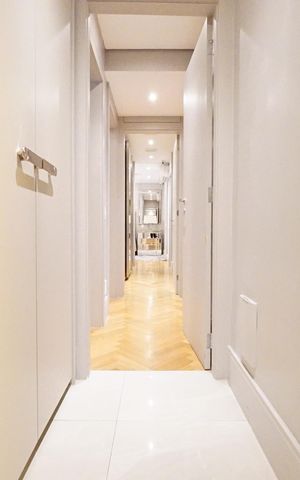 Apartamento à venda com 198m², 4 quartos e 3 vagasCorredor