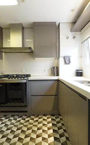 Apartamento à venda com 198m², 4 quartos e 3 vagasCozinha