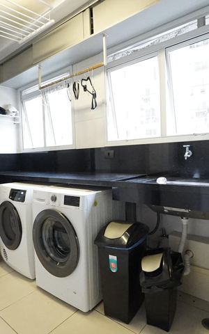 Apartamento à venda com 198m², 4 quartos e 3 vagasÁrea de Serviço