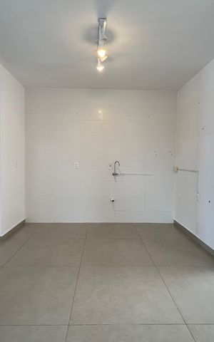 Casa para alugar com 400m², 4 quartos e 3 vagas Casa para alugar com 400m², 4 quartos e 3 vagasCozinha