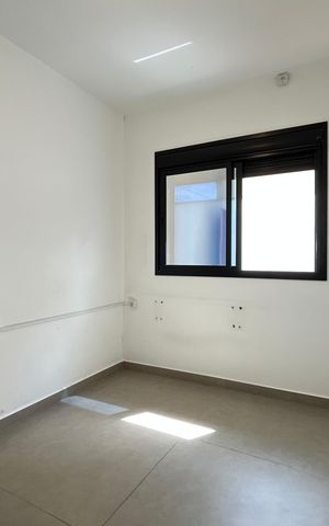 Casa para alugar com 400m², 4 quartos e 3 vagas Casa para alugar com 400m², 4 quartos e 3 vagasQuarto 1