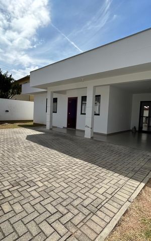 Casa para alugar com 400m², 4 quartos e 3 vagas Casa para alugar com 400m², 4 quartos e 3 vagasGaragem