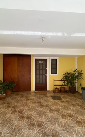 Casa para alugar com 154m², 3 quartos e 2 vagas