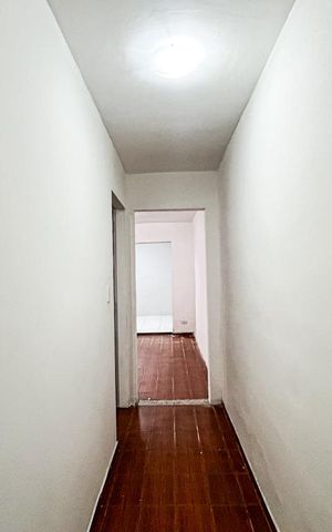 Casa para alugar com 50m², 2 quartos e sem vaga Casa para alugar com 50m², 2 quartos e sem vagaCorredor
