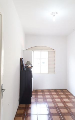 Casa de condomínio à venda com 200m², 5 quartos e 2 vagasQuarto 2