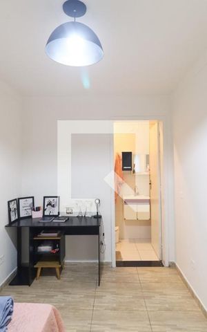 Casa de condomínio para alugar com 180m², 3 quartos e 2 vagas Casa de condomínio para alugar com 180m², 3 quartos e 2 vagasSuíte 2