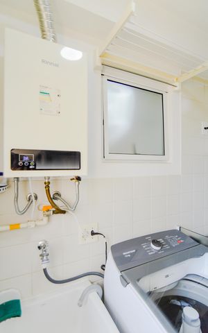 Apartamento à venda com 68m², 3 quartos e 1 vagaÁrea de Serviço