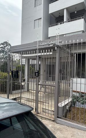 Apartamento para alugar com 62m², 2 quartos e 1 vaga Apartamento para alugar com 62m², 2 quartos e 1 vagaFachada