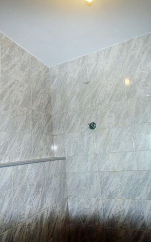 Casa para alugar com 200m², 3 quartos e sem vagaBanheiro da Suíte 2