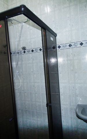 Casa para alugar com 200m², 3 quartos e sem vagaBanheiro da Suíte 1