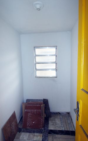 Casa para alugar com 200m², 3 quartos e sem vagaDispensa
