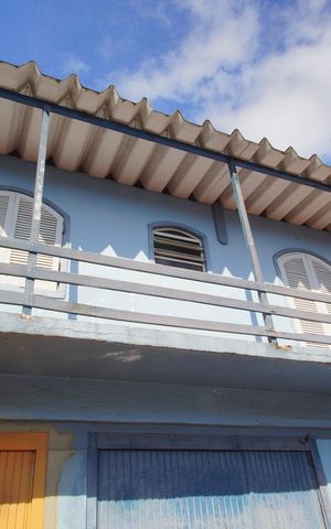Casa à venda com 153m², 3 quartos e 2 vagasCasa Anexa