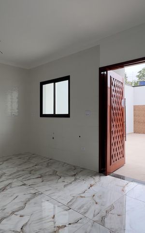 Casa à venda com 100m², 3 quartos e 2 vagas Casa à venda com 100m², 3 quartos e 2 vagasCozinha