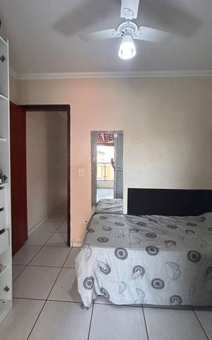 Casa à venda com 180m², 3 quartos e 2 vagas Casa à venda com 180m², 3 quartos e 2 vagasQuarto