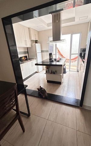 Casa à venda com 180m², 3 quartos e 2 vagas Casa à venda com 180m², 3 quartos e 2 vagasCozinha