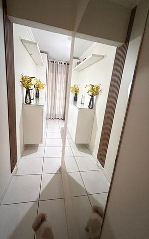 Casa à venda com 180m², 3 quartos e 2 vagas Casa à venda com 180m², 3 quartos e 2 vagasCorredor