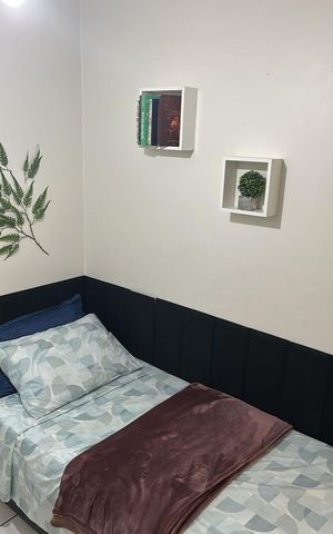 Casa à venda com 180m², 3 quartos e 2 vagas Casa à venda com 180m², 3 quartos e 2 vagasQuarto