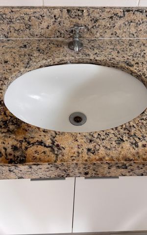 Apartamento para alugar com 50m², 2 quartos e 1 vagaSuíte - Banheiro