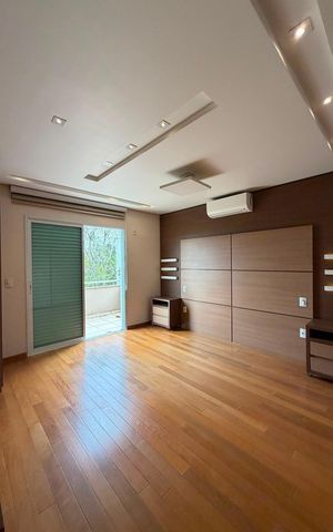 Casa de condomínio à venda com 424m², 4 quartos e 3 vagas