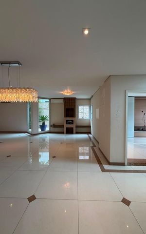 Casa de condomínio à venda com 424m², 4 quartos e 3 vagas