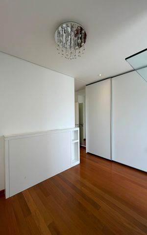 Casa de condomínio à venda com 424m², 4 quartos e 3 vagas