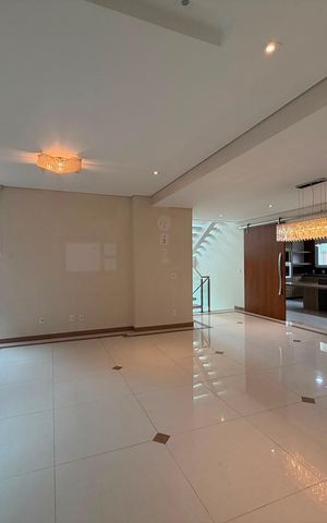 Casa de condomínio à venda com 424m², 4 quartos e 3 vagas