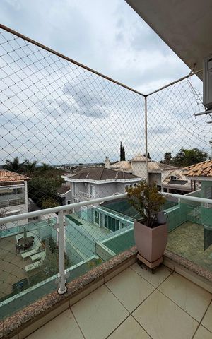 Casa de condomínio à venda com 424m², 4 quartos e 3 vagas