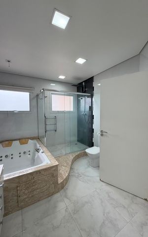Casa de condomínio à venda com 424m², 4 quartos e 3 vagas