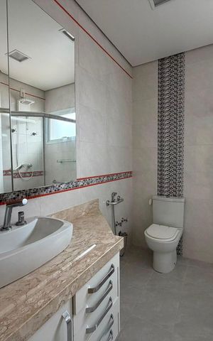 Casa de condomínio à venda com 424m², 4 quartos e 3 vagas