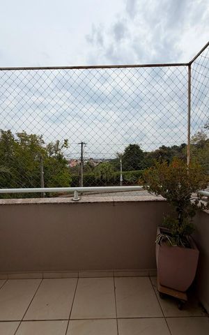 Casa de condomínio à venda com 424m², 4 quartos e 3 vagas