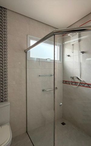 Casa de condomínio à venda com 424m², 4 quartos e 3 vagas