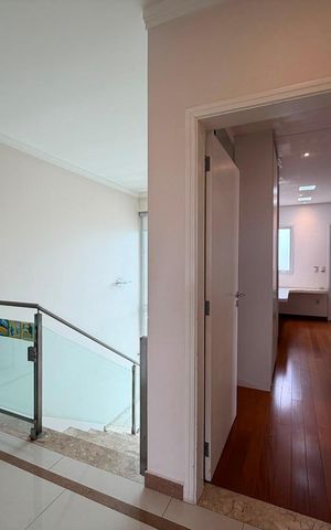 Casa de condomínio à venda com 424m², 4 quartos e 3 vagas