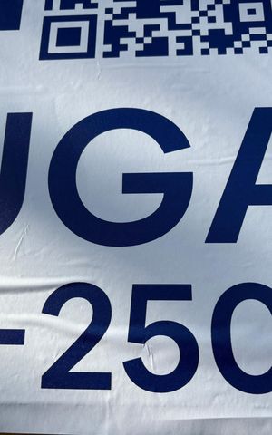 Casa de condomínio para alugar com 50m², 3 quartos e 2 vagas Casa de condomínio para alugar com 50m², 3 quartos e 2 vagasPlaca instalada