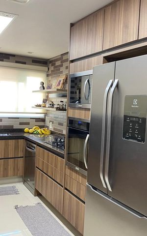 Apartamento à venda com 162m², 3 quartos e 3 vagas Apartamento à venda com 162m², 3 quartos e 3 vagasCozinha