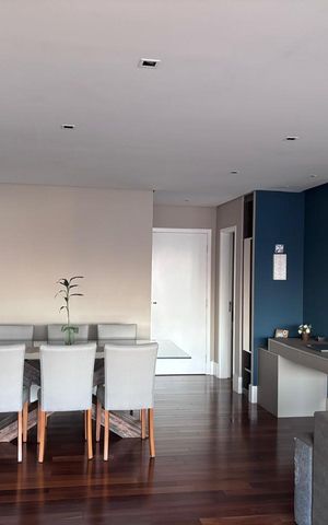 Apartamento à venda com 162m², 3 quartos e 3 vagas Apartamento à venda com 162m², 3 quartos e 3 vagasSala